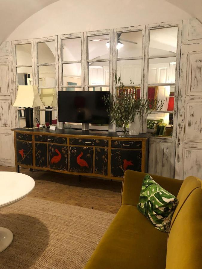 Apartamentos Tukasa Vintage Caces Dış mekan fotoğraf