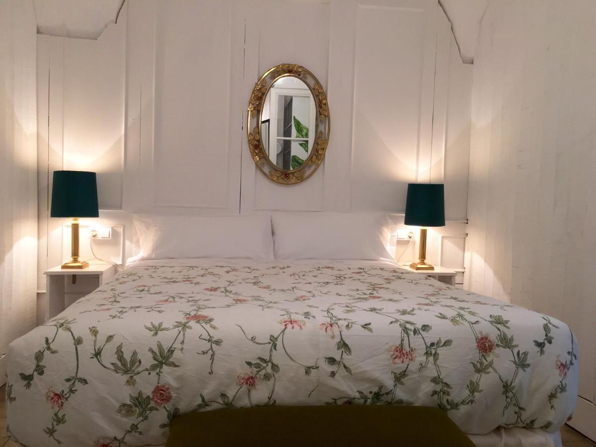 Apartamentos Tukasa Vintage Caces Dış mekan fotoğraf