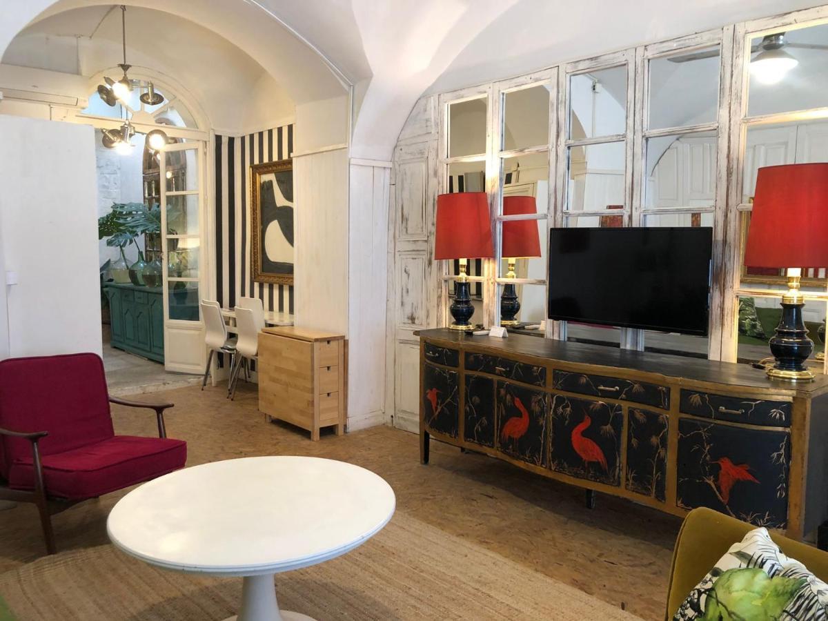 Apartamentos Tukasa Vintage Caces Dış mekan fotoğraf